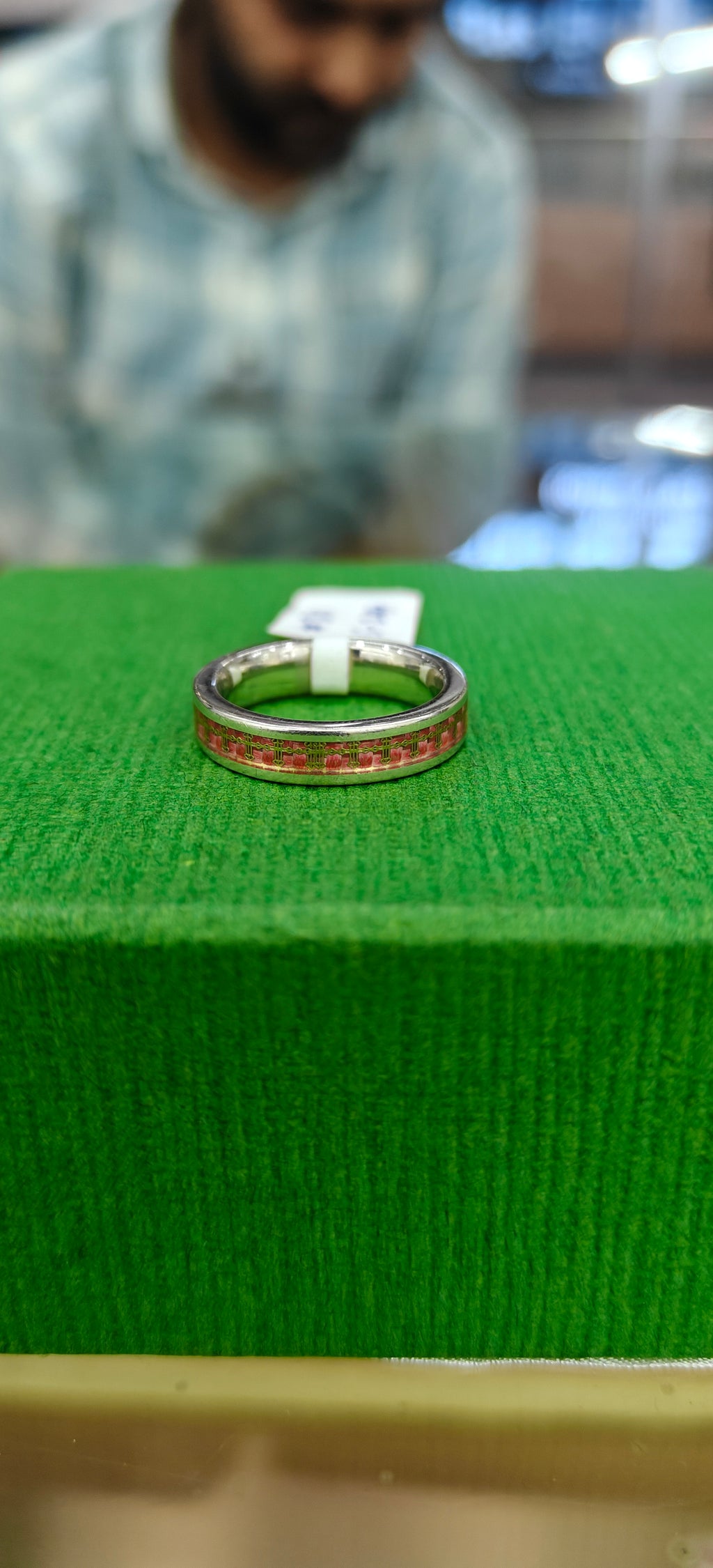 Red Pattern Silver Ring