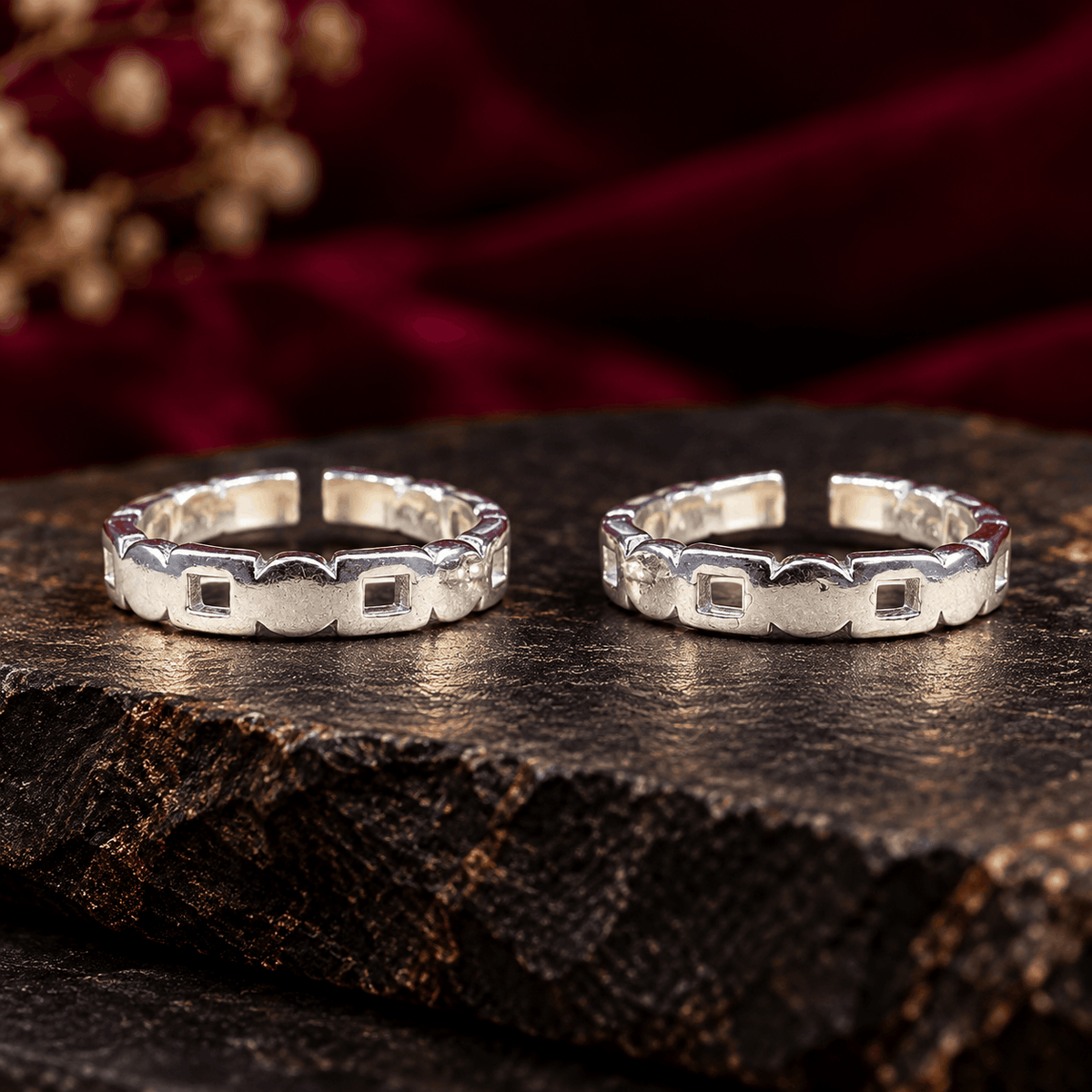 Classic Geometric Silver Toe Rings