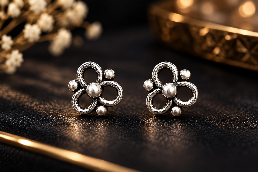 Silver Minimalist Open-Flower Design