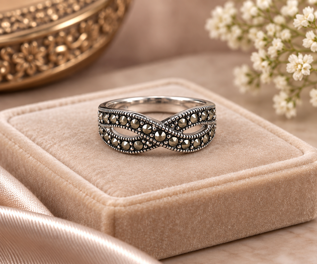 Twisted Vine Pattern Silver Ring